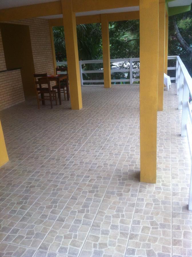 Pousada Cibeles Praia de Araçatiba Esterno foto